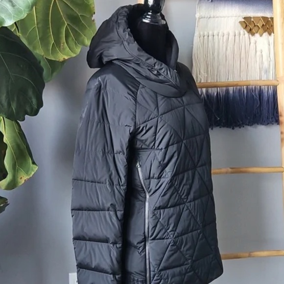 Lululemon FLUFFED UP Pullover Jacket | Size 8 | Black - Picture 8 of 12